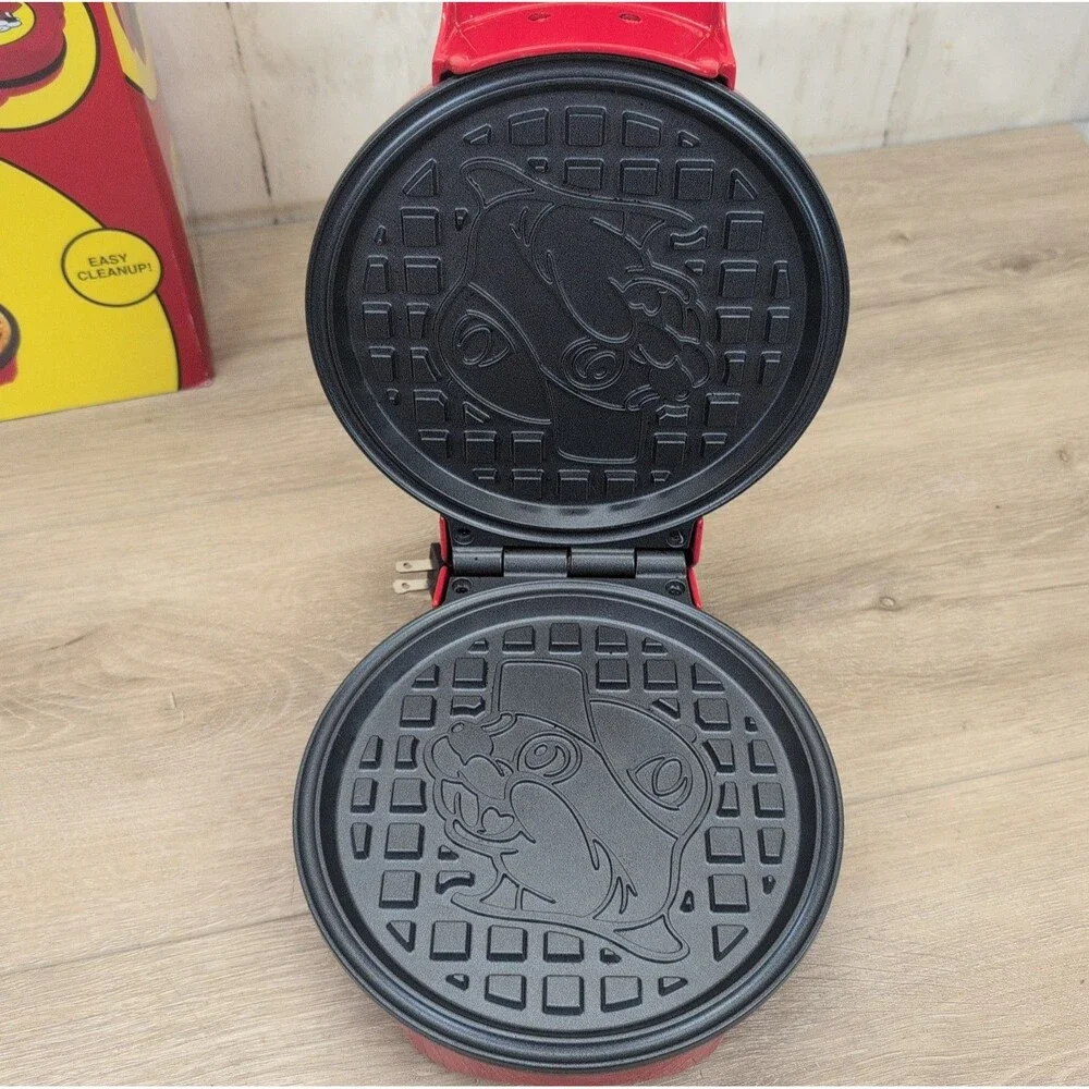 Buc-ees Waffle Maker Iron  Buccees Beaver Tested